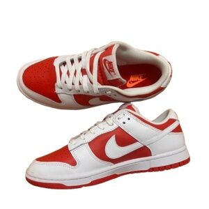 Nike Dunk Low
Championship Red